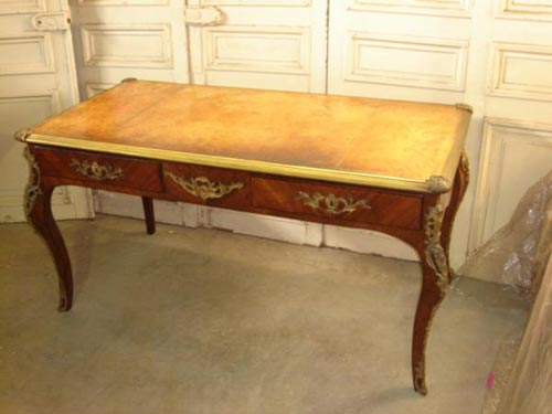 French Louis XV style Bureau Plat desk