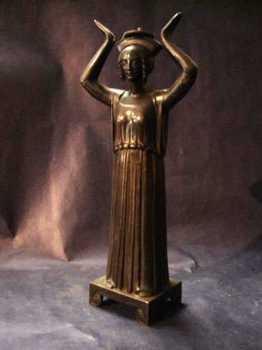 Art deco "metropolis" maiden