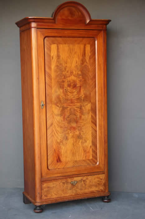 Antique Furniture For Dining Tables Seating Lounge Suites